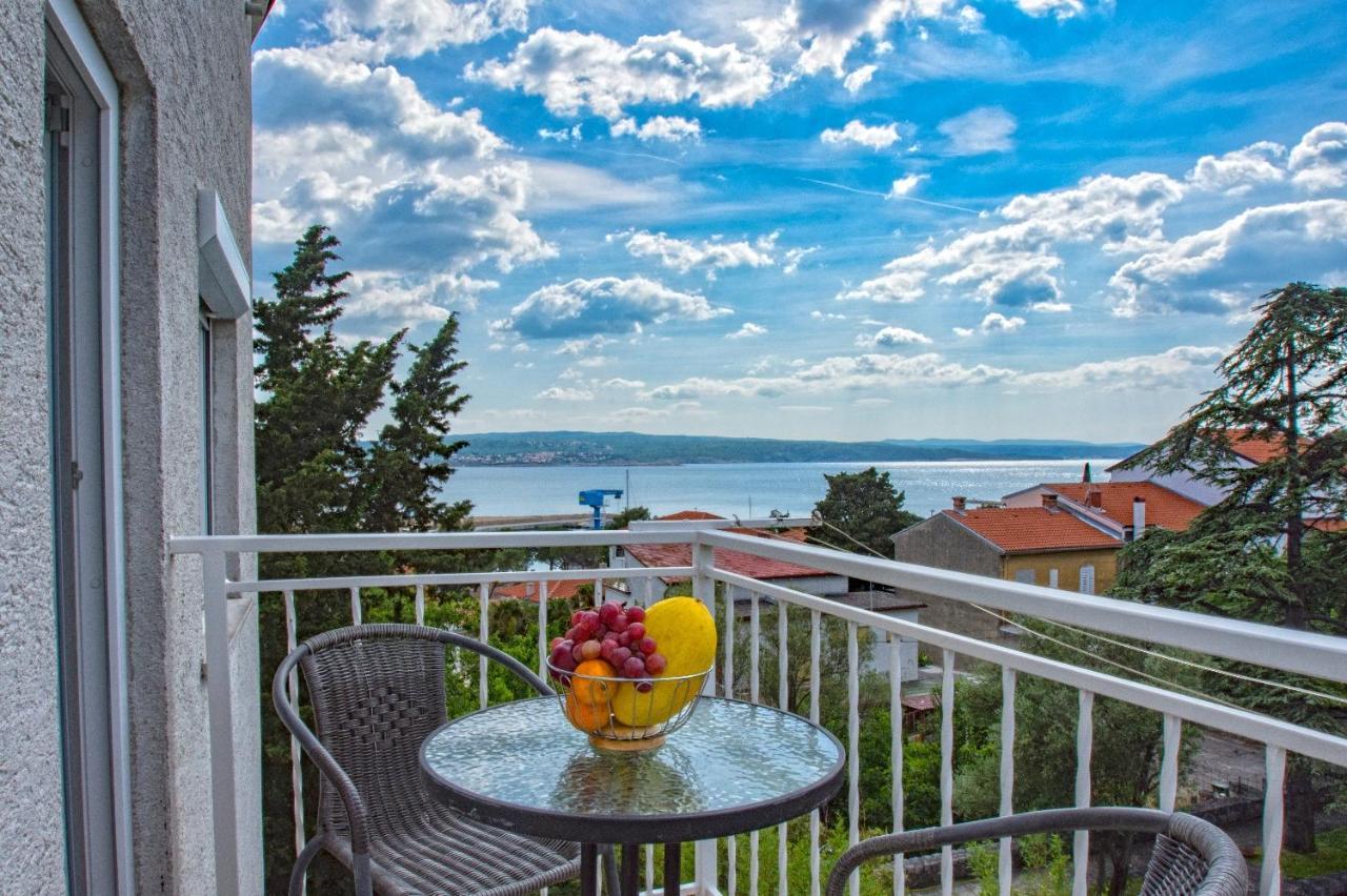 Apartments Sabina - 100M From Sea Crikvenica Eksteriør bilde